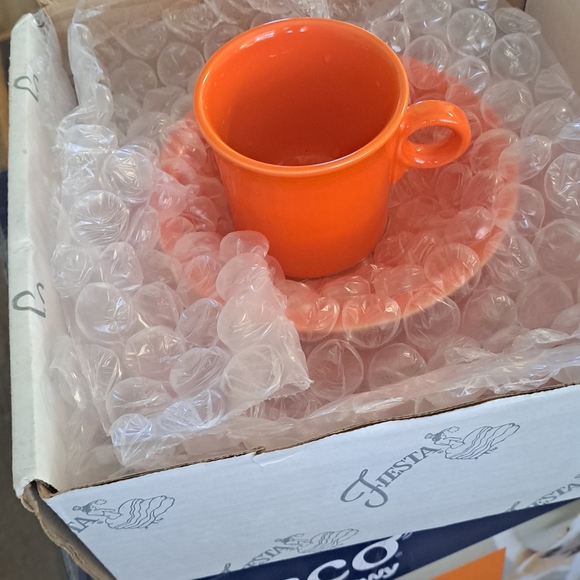 Fiesta  poppy color  4pc set in box - Picture 4 of 5